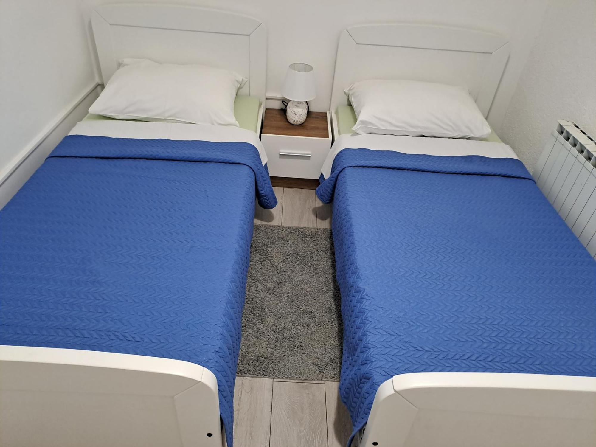 Guest House Neno Ogulin Ngoại thất bức ảnh